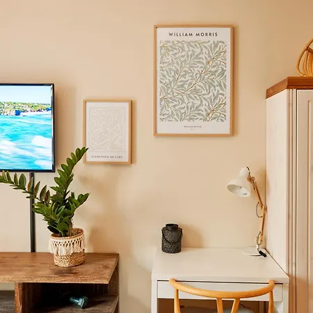 Charming Batignolles パリ