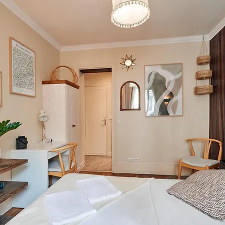 Charming Batignolles شقة باريس